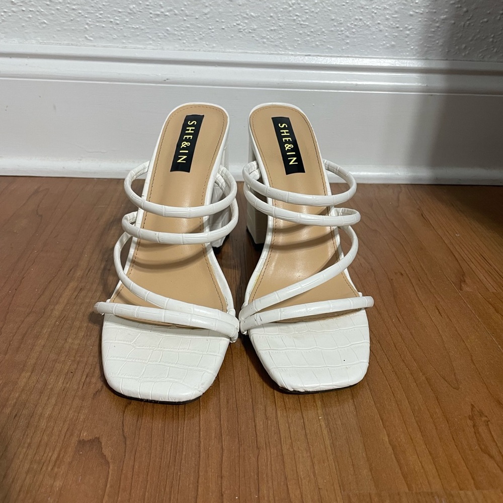 White strappy thick heeled sandal heels